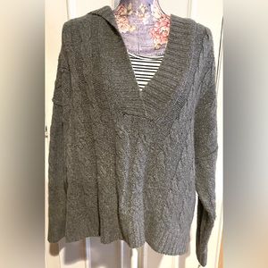 American Eagle Light Gray Open Knit V-Neck with Hood Sweater